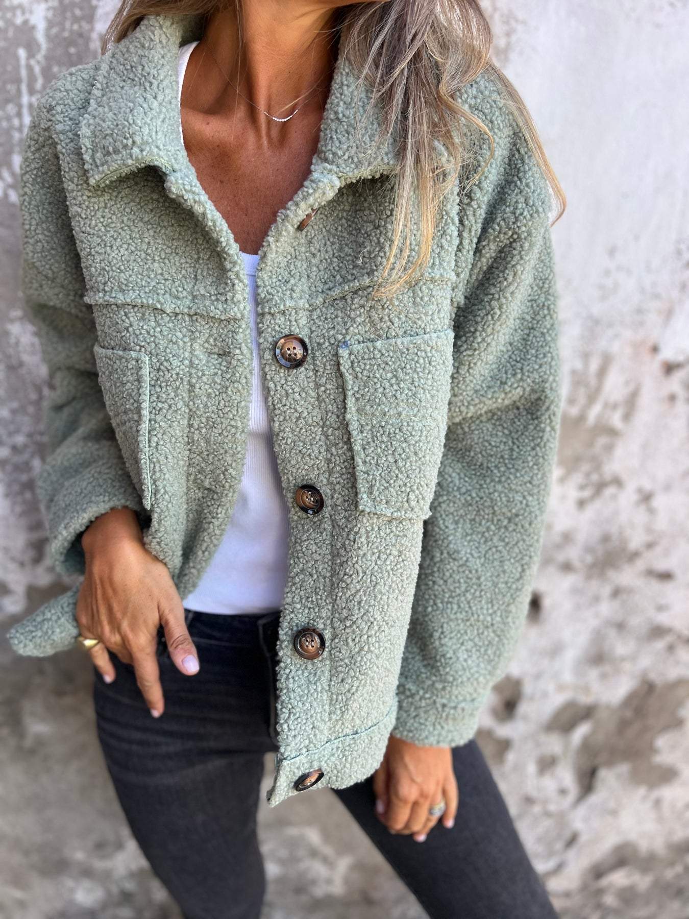Sarmīte | Stylish and Elegant Autumn Coat