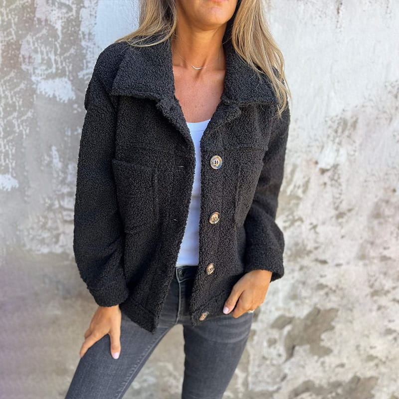 Sarmīte | Stylish and Elegant Autumn Coat