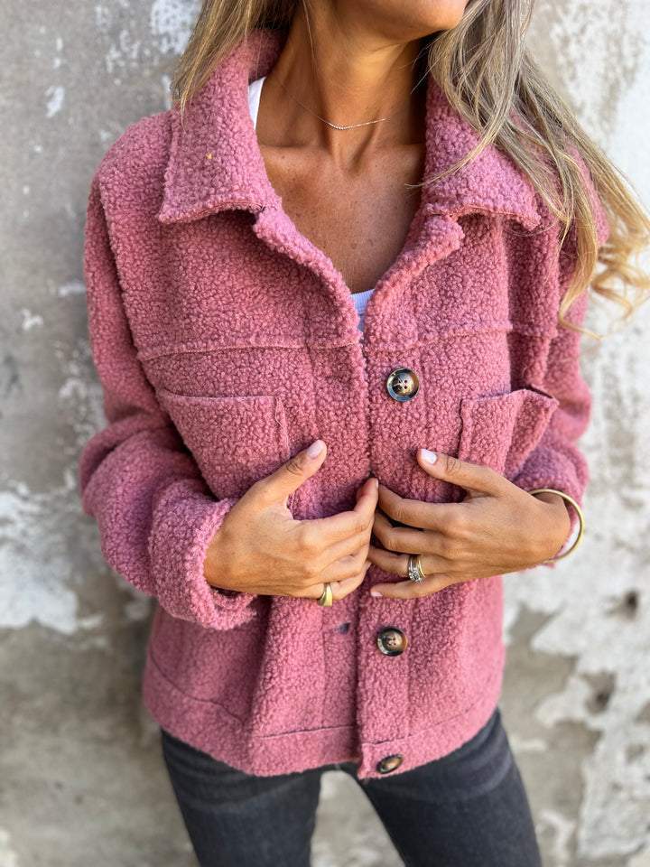Sarmīte | Stylish and Elegant Autumn Coat