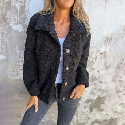 Sarmīte | Stylish and Elegant Autumn Coat