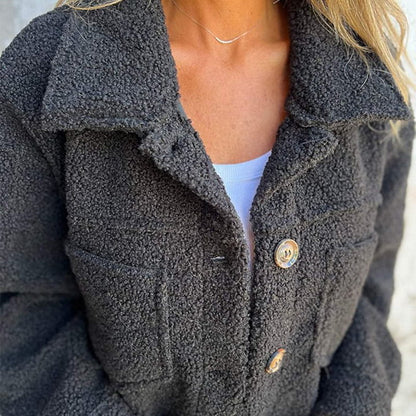 Sarmīte | Stylish and Elegant Autumn Coat